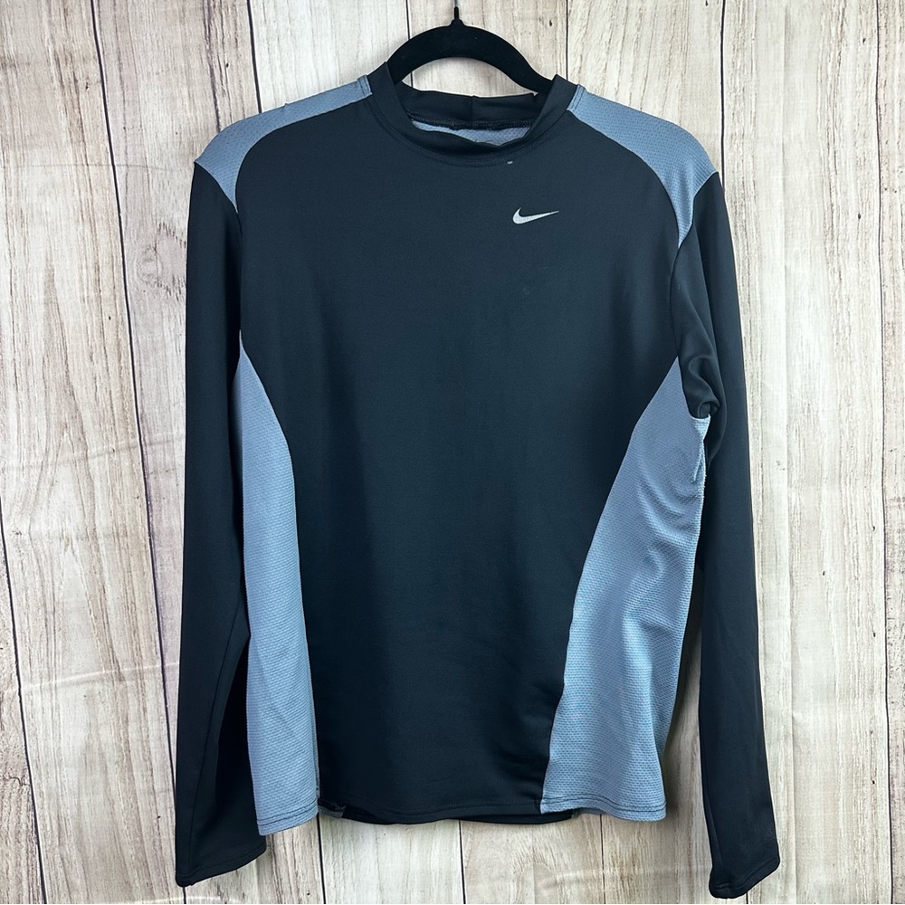 Vintage Nike Black and Gray Dri-FIT Shirt